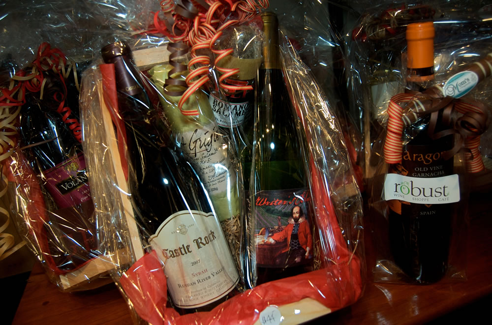 St. Louis Wine Gifts & Wine Shoppe Robust Wine Bar St. Louis, MO